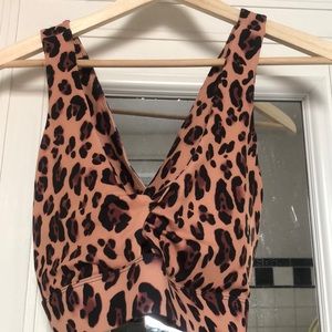 Fabletics size XL leopard sports bra with padding